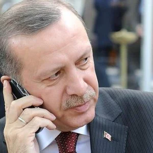 أردوغان يعزّي أمير قطر بوفاة الشيخ خليفة