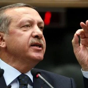 أردوغان يتوعد بضرب التنظيمات الإرهابية في منابعها