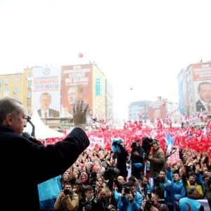 أردوغان: ألمانيا ترفض بيع الأسلحة لتركيا وترسلها إلى التنظيمات الإرهابية