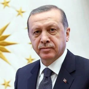 اردوغان يهاتف العاهل الاردني لبحث الأزمة في المسجد الأقصى