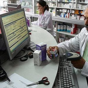 السعودية تستورد “نظام تتبع الأدوية” التركي