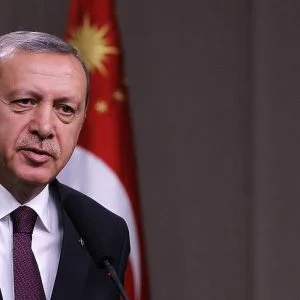 أردوغان يهنئ عدّاءً تركيًا أحرز ذهبية ببطولة العالم لألعاب القوى بلندن