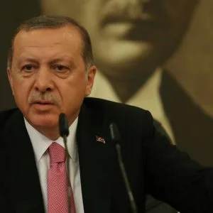 أردوغان يدعو رؤساء 3 بلديات كبرى للاستقالة