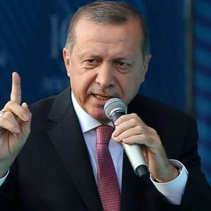 اردوغان: لا احد يستطيع محو تاريخ تركيا لا تلك الثلة من الصعاليك ولا حتى أسيادهم