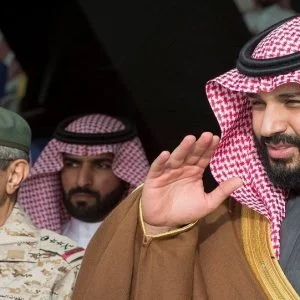 محمد بن سلمان يكشف سبب التغييرات العسكرية الأخيرة