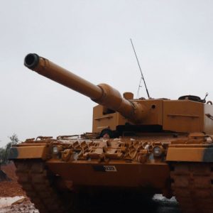 إصابة دبابة تركية في هجوم شمالي شرق عفرين السورية