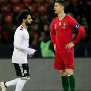 محمد صلاح يعادل رقم رونالدو