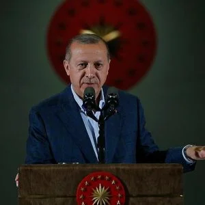 اردوغان يعلق على "التأرجح في سعر الليرة"