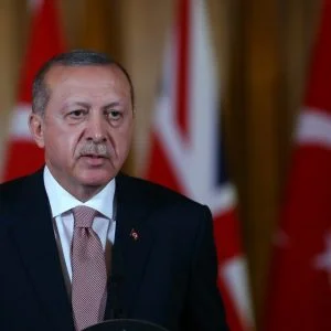 أردوغان يهنئ الشعب التركي بحلول شهر رمضان