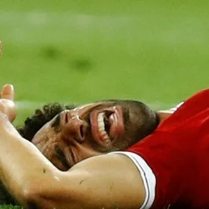 تعليق أبو تريكة على ما فعله راموس مع محمد صلاح