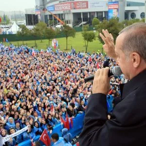 اردوغان: سنعلن بعد قليل بياننا الانتخابي