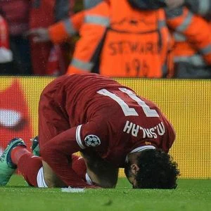 ​المصري محمد صلاح يفوز بجائزة لاعب العام في “البريمرليغ”