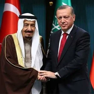 أردوغان وسلمان يبحثان آخر التطورات بفلسطين