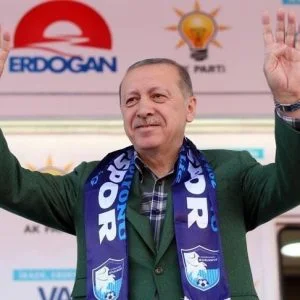 أردوغان يكشف عن عدة مشاريع تكنولوجية عملاقة في تركيا