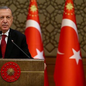 أردوغان يصدر مرسوم رئاسي بشأن الترقيات في الجيش