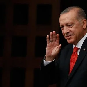  أردوغان يحلف اليمين الدستورية اليوم معلناً دخول تركيا رسمياً النظام الرئاسي