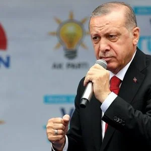 اردوغان: من يظن أن لغة التهديد ستعيد تركيا عن طريقها لا يعرف هذه الأمة بتاتًا