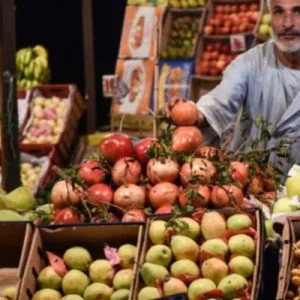 ردا علي زيادة أسعارها.. “خليها تعفّن” حملات لمقاطعة الفاكهة في مصر!!!