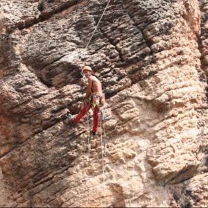 تركيا.. مرتفعات “شاهين قايا” تجذب عشّاق التسلّق إليها