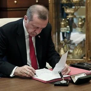 أردوغان يبعث برقية تهنئة لنظيره اللبناني