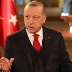 أردوغان يتابع شخصية واحدة فقط بمواقع التواصل الإجتماعي.. من هي؟