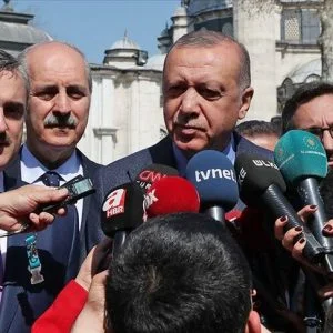 أردوغان للولايات المتحدة وأوروبا: “إلزموا حدكم”