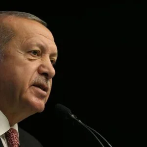 الرئيس أردوغان: الإعلام الغربي سيعتاد ويتقبل قوة تركيا