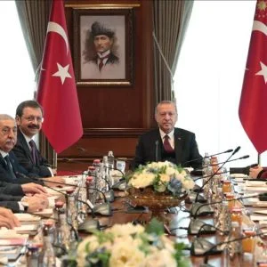 أردوغان يستقبل الأعضاء الأتراك في اللجنة الاستشارية التركية الأوروبية