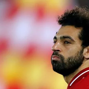 بكى كثيرا ولا يزال الأمر يؤلمه… محمد صلاح يفاجئ جمهوره بكلمات مؤثرة