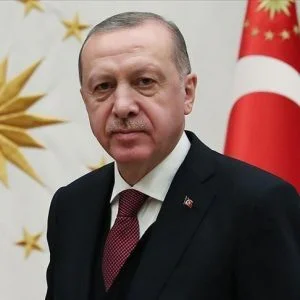 بعد اتخاذ هذه القرارات.. هل ينجح أردوغان بترميم حزبه لاستباق أي حزب جديد ؟