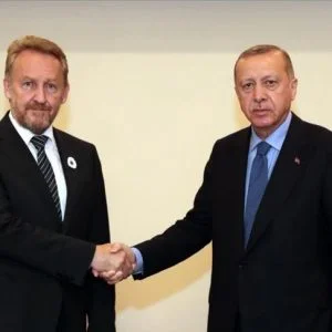 أردوغان يلتقي بيغوفيتش في سراييفو