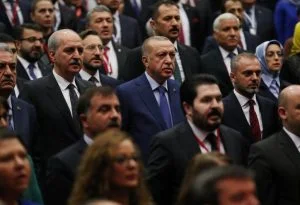 أردوغان يعلق علي حادثة هجوم نائب عن الشعب الجمهوري علي نائبة محجبة في البرلمان التركي