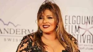 نجاة الفنانة المصرية هالة صدقي وطفليها من الموت (فيديو)