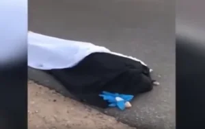 حادثة مرعبة في الكويت .. شابان حضرا بمركبة وألقيا جثة فتاة أمام مستشفى وهربا!!