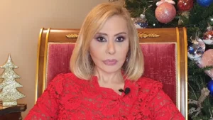 شاهد: قارئة أبراج فلكية شهيرة: سنة 2020 مصيرية وستشهد انقلابات وانهيار حكومات وكوارث في هذه الدول