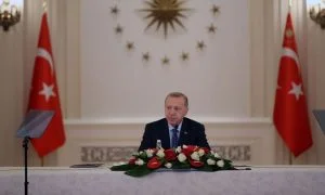 19 اتصال دولي و3 قمم فيديو.. دبلوماسية أردوغان لمكافحة كورونا