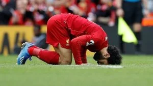 شاهد كيف يقضي محمد صلاح أوقاته في زمن كورونا