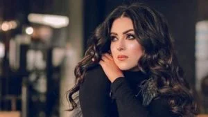 فنانة مصرية تفاجيء الجميع بقرار صادم بعد يومين من اعتزالها الفن