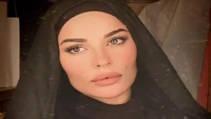 حجاب نادين نسيب نجيم يعرضها لموقف محرج!