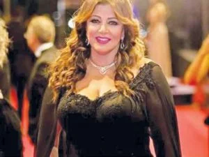 الفنانة هالة صدقي