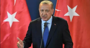 اردوغان: كل من تطاول على ابنتي سنحاكمه بالقانون