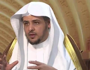 داعية سعودي: يجوز الإفطار في رمضان عند الشعور بـ”الصداع” “فيديو”