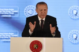 أردوغان يعرب عن أسفه فيما يخص طالبان ويتحدث عن علاقة "غير جيدة" مع أمريكا