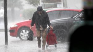 الأرصاد الجوية تحذر من أمطار غزيرة لمدة 3 أيام في جميع أنحاء تركيا