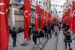 المتحولون جنسيا وليلة الانقلاب.. مواضيع اثارت جدلا على مواقع التواصل الاجتماعي في تركيا